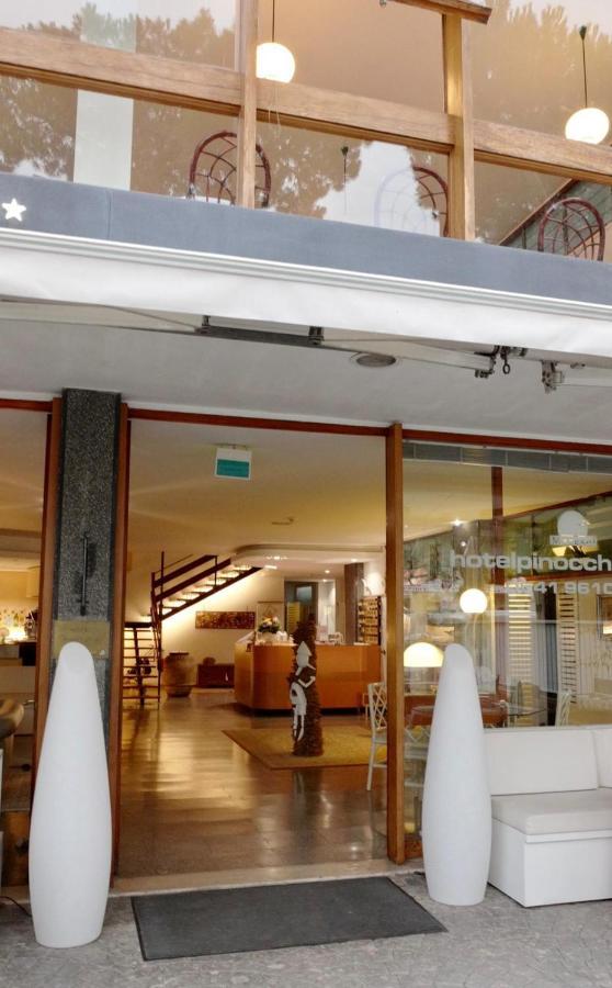 Hotel Pinocchio Cattolica Zewnętrze zdjęcie