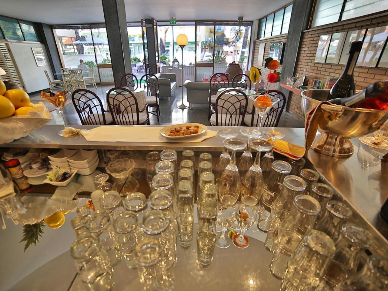 Hotel Pinocchio Cattolica Zewnętrze zdjęcie